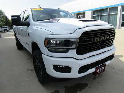 2024 RAM 2500 Crew Cab, $73000. Photo 4