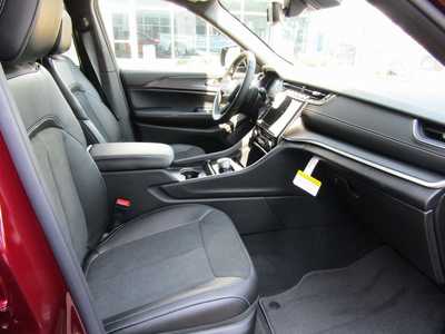 2024 Jeep Grand Cherokee, $41175. Photo 10