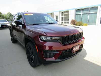 2024 Jeep Grand Cherokee, $41175. Photo 4