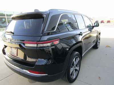 2023 Jeep Grand Cherokee, $43321. Photo 5