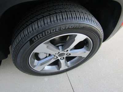 2023 Jeep Grand Cherokee, $43321. Photo 8