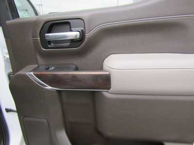 2021 GMC 1500 Crew Cab, $36994. Photo 11