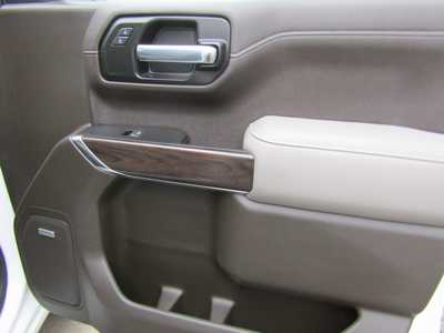 2021 GMC 1500 Crew Cab, $36994. Photo 9