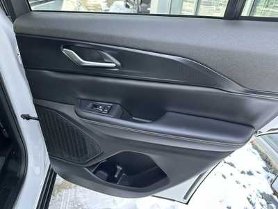 2023 Jeep Grand Cherokee, $33071. Photo 12