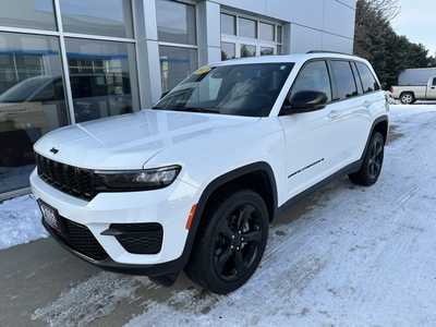 2023 Jeep Grand Cherokee, $33071. Photo 2