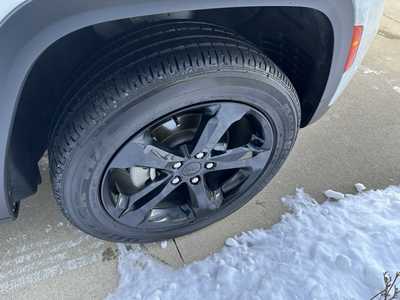 2023 Jeep Grand Cherokee, $33071. Photo 8