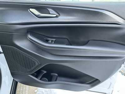 2023 Jeep Grand Cherokee, $33071. Photo 9