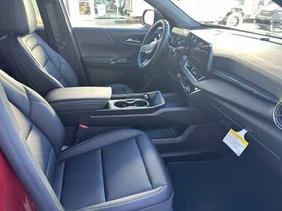2025 Chevrolet Equinox, $34000. Photo 10