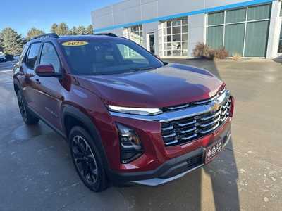 2025 Chevrolet Equinox, $34000. Photo 4