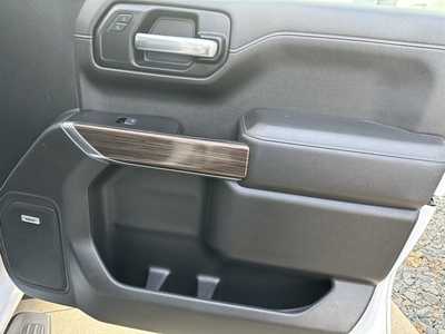 2020 Chevrolet 1500 Crew Cab, $26602. Photo 10
