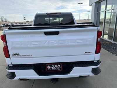 2020 Chevrolet 1500 Crew Cab, $26602. Photo 6