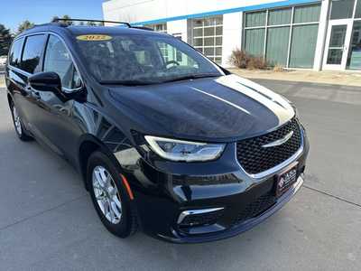 2022 Chrysler Pacifica, $22932. Photo 4