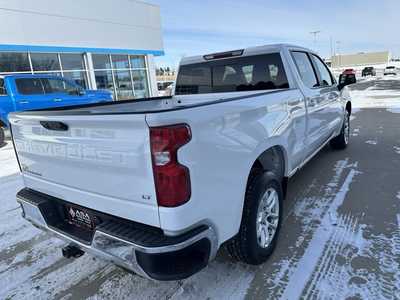2022 Chevrolet 1500 Crew Cab, $40893. Photo 5