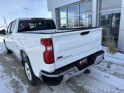 2022 Chevrolet 1500 Crew Cab, $40893. Photo 7