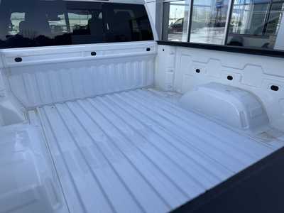 2022 Chevrolet 1500 Crew Cab, $40893. Photo 8