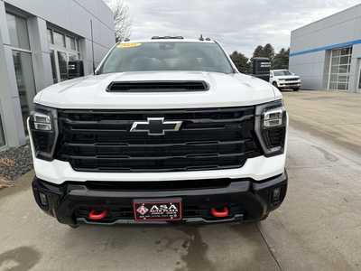 2025 Chevrolet 3500 Crew Cab, $73945. Photo 3
