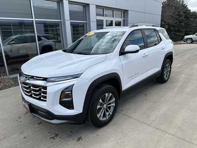 2025 Chevrolet Equinox, $32145. Photo 2
