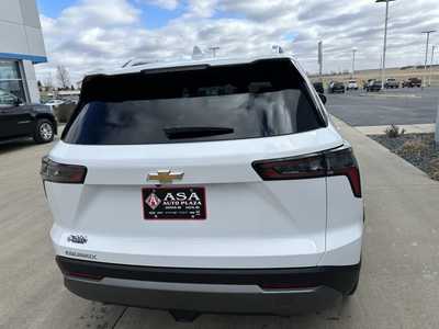 2025 Chevrolet Equinox, $32145. Photo 6