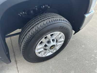 2024 Chevrolet 2500 Crew Cab, $51577. Photo 8