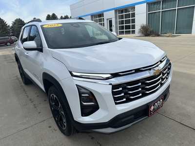2025 Chevrolet Equinox, $34745. Photo 4