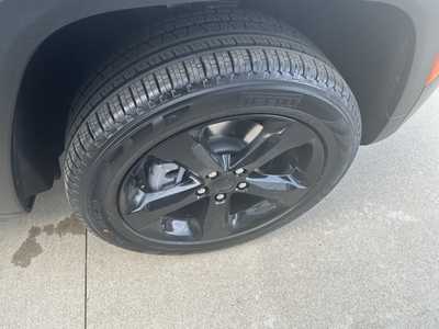 2025 Jeep Grand Cherokee L, $51635. Photo 8