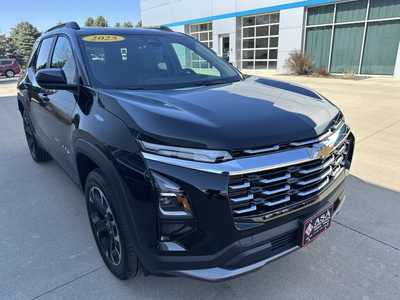2025 Chevrolet Equinox, $34745. Photo 4
