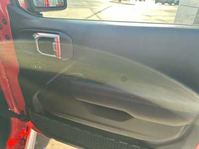 2025 Jeep Gladiator, $41885. Photo 10