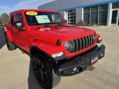 2025 Jeep Gladiator, $41885. Photo 4