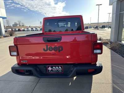 2025 Jeep Gladiator, $41885. Photo 6