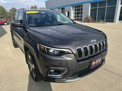 2019 Jeep Cherokee, $21949. Photo 4