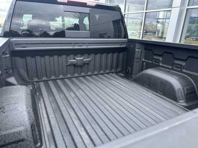 2025 Chevrolet 1500 Crew Cab, $62285. Photo 6