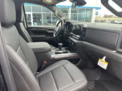 2025 Chevrolet 1500 Crew Cab, $62285. Photo 9
