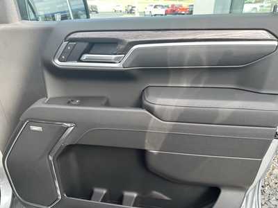 2025 Chevrolet 1500 Crew Cab, $61225. Photo 12