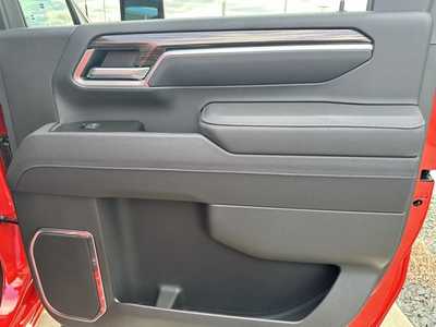2025 Chevrolet 2500 Crew Cab, $67980. Photo 12