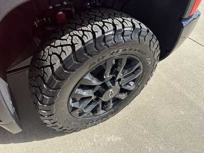 2025 Chevrolet 2500 Crew Cab, $67980. Photo 9