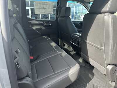2025 Chevrolet 1500 Crew Cab, $62285. Photo 10
