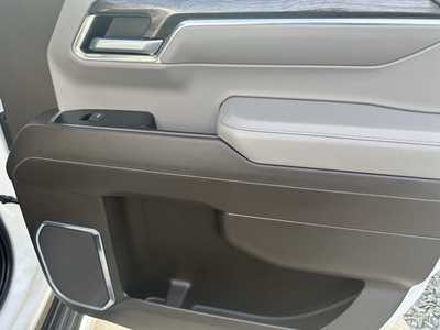 2022 Chevrolet 1500 Crew Cab, $46999. Photo 12