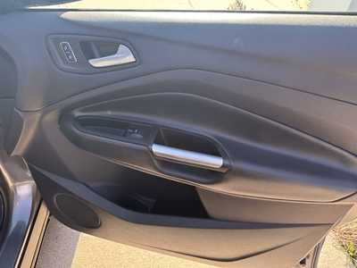 2014 Ford Escape, $7582. Photo 9