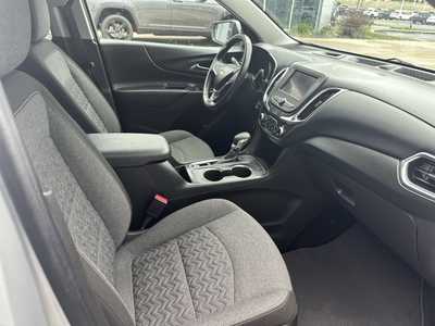 2022 Chevrolet Equinox, $22339. Photo 8