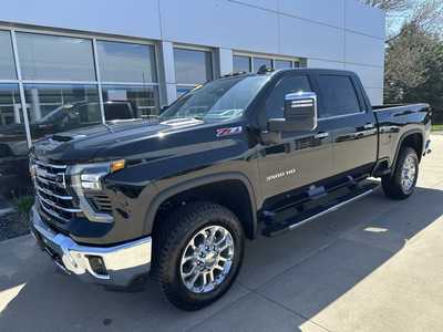 2025 Chevrolet 3500 Crew Cab, $. Photo 2