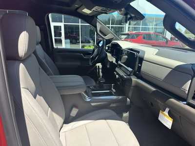 2025 Chevrolet 1500 Crew Cab, $62780. Photo 12