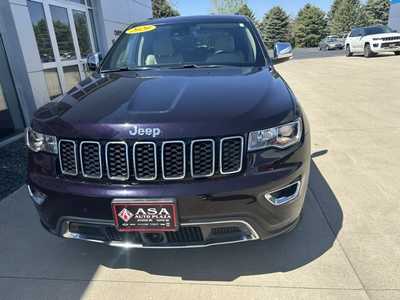 2020 Jeep Grand Cherokee, $25755. Photo 3