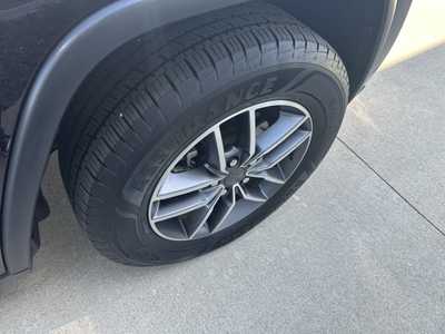 2020 Jeep Grand Cherokee, $25755. Photo 8