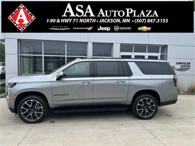 2025 Chevrolet Suburban, $79325. Photo 1