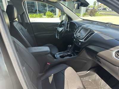 2020 Chevrolet Equinox, $24999. Photo 10