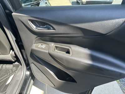 2020 Chevrolet Equinox, $24999. Photo 9