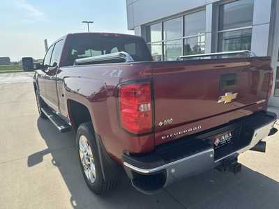 2018 Chevrolet 2500 Crew Cab, $. Photo 9