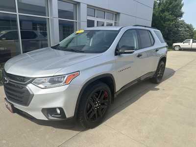 2020 Chevrolet Traverse, $27500. Photo 2