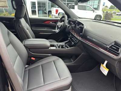 2025 Chevrolet Traverse, $51295. Photo 10