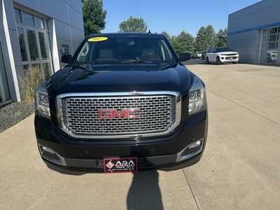 2017 GMC Yukon XL, $29250. Photo 3